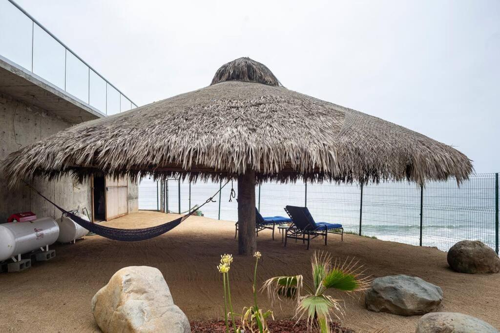 Triton'S Playhouse Beachfront Primo Tapia Buitenkant foto