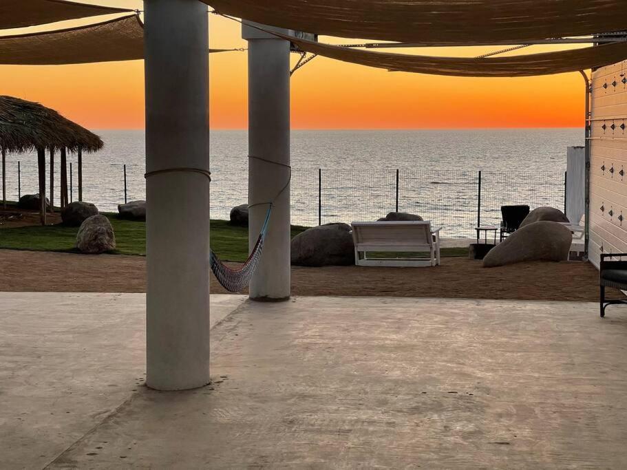 Triton'S Playhouse Beachfront Primo Tapia Buitenkant foto